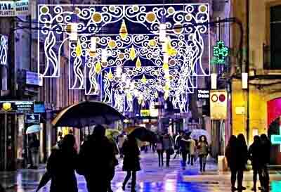 Luminous Christmas motifs